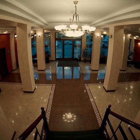 Hotel Complex Ukraine Lutsʼk Exterior foto